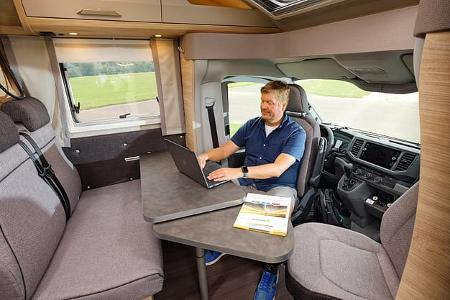 Knaus Van TI Plus 650 MEG Platinum 4x4, Hymer ML-T 570 Crossover