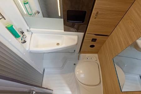 Knaus Van TI Plus 650 MEG Platinum 4x4, Hymer ML-T 570 Crossover