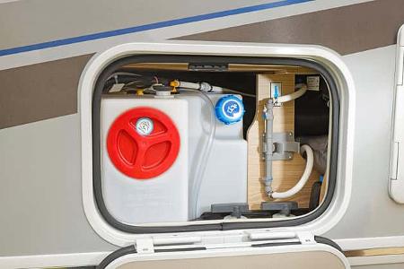 Knaus Van TI Plus 650 MEG Platinum 4x4, Hymer ML-T 570 Crossover