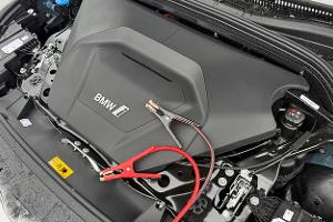 01/2026 BMW iX1 Starthilfe Starterkabel Elektroauto