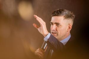 Martin Sellner gilt als Vordenker und Leitfigur der Identitären Bewegung. (Archivbild)