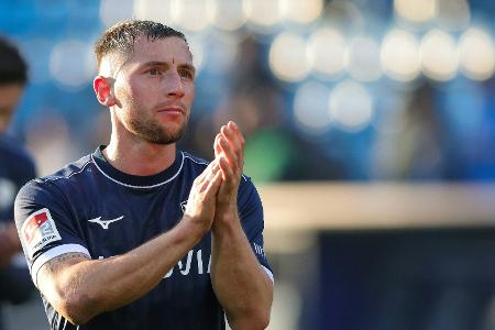 Bochum verlängert mit Wittek