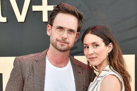 Patrick J. Adams und Troian Bellisario sind wieder Eltern geworden