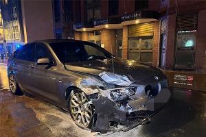 Beschädigter 5er BMW
