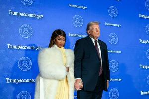 "Nummer 1 Fan": Nicki Minaj verwirrt mit Trump-Support