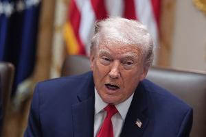 US-Präsident Trump hat seinen Kandidaten für die Nachfolge an der Spitze der Fed gefunden.