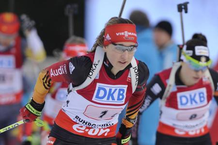 Beachtliche Debüt-Saison im Weltcup - Am 28. November 2013 debütiert Preuß im Biathlon-Weltcup. Ihre erste Saison schließt die Skijägerin direkt auf dem 18. Platz im Gesamtklassement ab. Ein Resultat, das Hoffnung auf eine erfolgreiche Karriere macht.