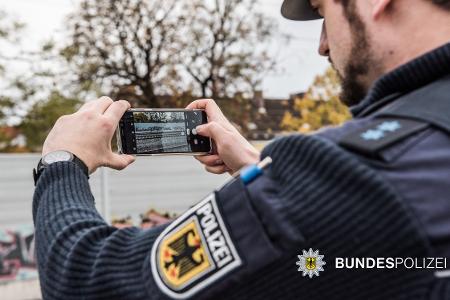 Das anhängende Bild kann zu redaktionellen Zwecken mit dem Zusatz 