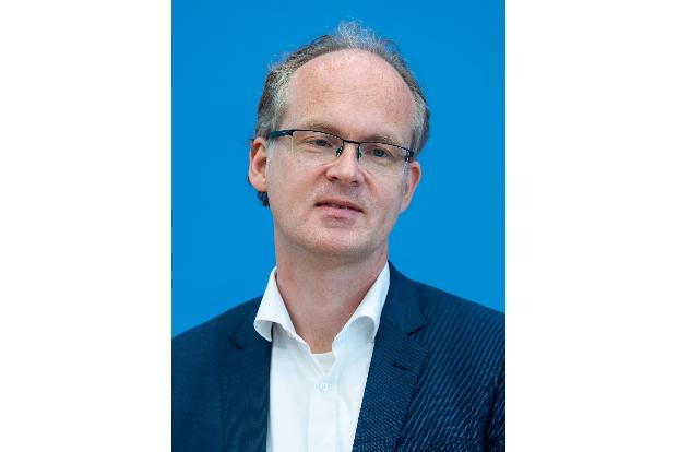 Ökonom Sebastian Dullien warnt davor, die Debatte schade der Binnennachfrage. (Archivbild)