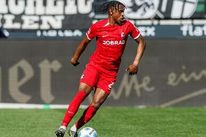 Leihe bis Saisonende: Adamu geht nach Schottland