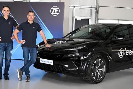 ZF Tech Day Elektroauto-Plattform EV Select Ottmar Scharrer Mathias Miedreich