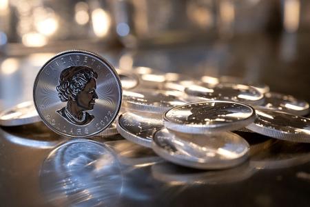 Silbermünzen wie die 