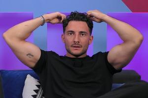 "Make Love, Fake Love"