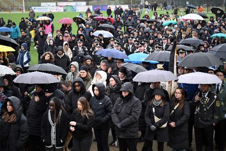 Die Anteilnahme bei der Trauerfeier ist groß.