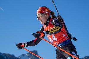 Alleine in Antholz: Biathletinnen zwiegespalten