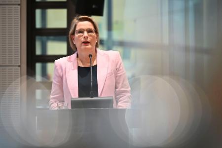 Dass Mieterschutz zu ihren Prioritäten gehört, hat Bundesjustizministerin Stefanie Hubig (SPD) seit Beginn ihrer Amtszeit mehrfach betont. (Archivbild)