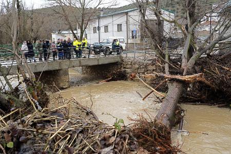 Die vielen Stürme richteten große Schäden an.