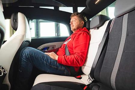 Mercedes CLA, Rückbank