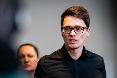 Der Thüringer Linksfraktionschef Christian Schaft spricht von einer "Zufallsmehrheit". (Archivbild) 