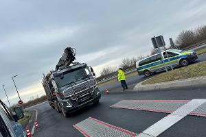 Kontrollaktion Autobahn 45