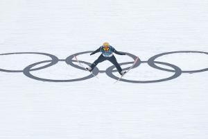 Kombination: Geiger nach gutem Sprung im Medaillenrennen