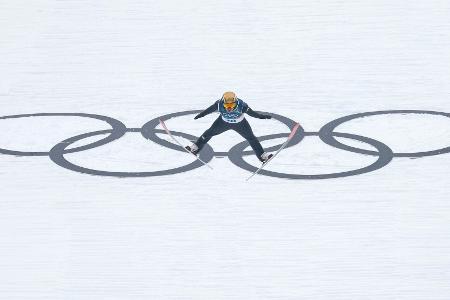 Kombination: Geiger nach gutem Sprung im Medaillenrennen