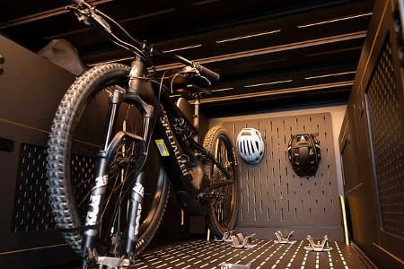 VanMe, Niffler, Campingbus, Heckgarage, Fahrradauszug