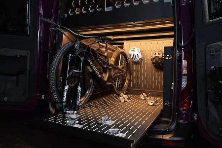 VanMe, Niffler, Campingbus, Heckgarage, Fahrradauszug