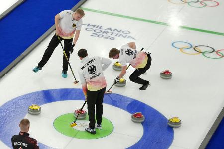 Curling-Männer mit knapper Auftaktniederlage gegen Kanada
