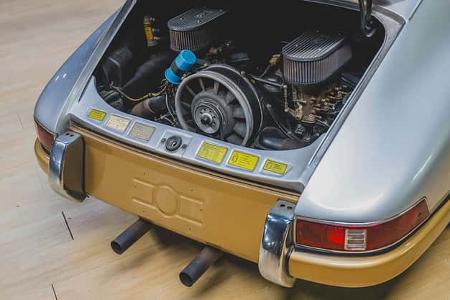 Porsche 911 (1965) Magnus Walker Collection
