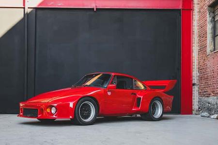 Porsche 911 Carrera Flat Nose Widebody (1974) Magnus Walker Collection