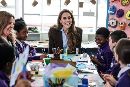 Prinzessin Kate drückt für wichtige Botschaft wieder die Schulbank