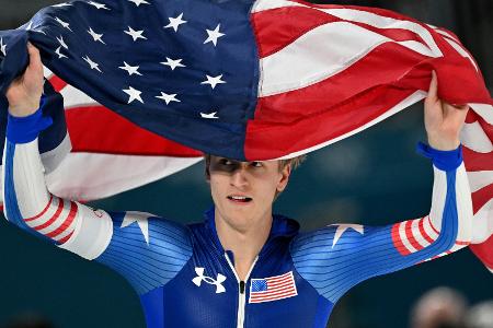 Eisschnelllauf: Zweites Gold für Stolz