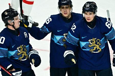 Finnland fertigt Italien historisch ab - Slowakei Gruppensieger