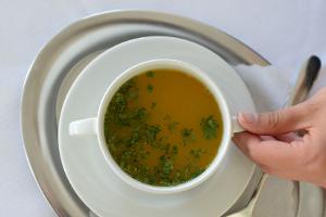 Eine große Mehrheit der Menschen unter 30 Jahren findet Fasten sinnvoll. (Archivbild)