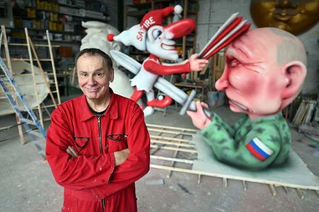 Mit Blick auf die juristische Verfolgung Tillys in Moskau wurden die Wagen mit Spannung erwartet.