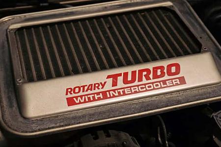 Mazda 929 Luce Wankelmotor Turbo