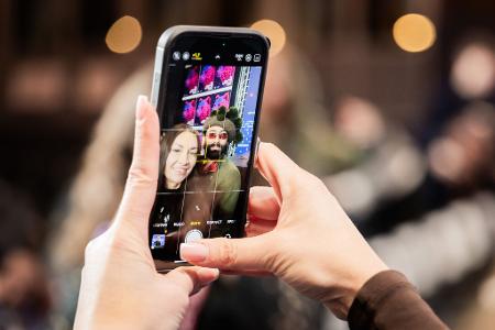 Berlinale: Tom Neuwirth (Conchita Wurst), Schauspieler, macht am Ende der Pressekonferenz des Films 