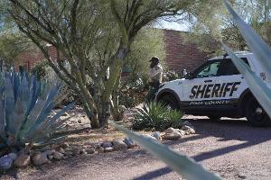 Medien und Polizeikräfte sind rund um die Uhr am Haus von Nancy Guthrie zu sehen. Die US-Rentnerin ist seit mehr als zwei Wochen verschwunden. 