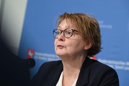 Niedersachsens Innenministerin Daniela Behrens sagt, die neue Einstufung ordne die AfD Niedersachsen dem rechtsextremistischen Spektrum zu.