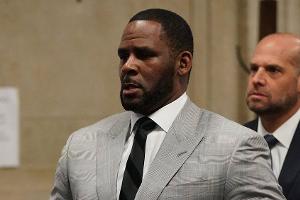 Kein Kontakt zur Außenwelt: R. Kelly derzeit in Einzelhaft