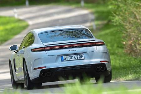 Porsche Panamera Turbo S E-Hybrid