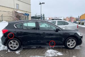 Lage der Beschädigungen an dem schwarzen Ford Focus