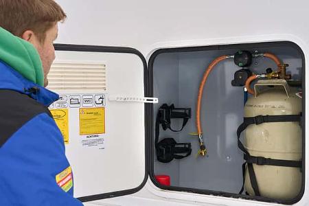 Notin Bilbao BCL im Test - Gasflasche