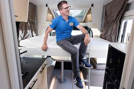 Notin Lindau JF Teilintegrierter Hubbett