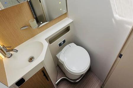 Notin Lindau JF Teilintegrierter Bad