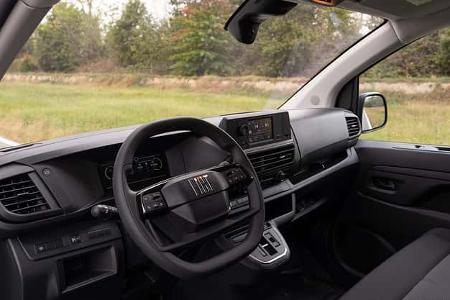 Innenraum des Fiat Scudo.
