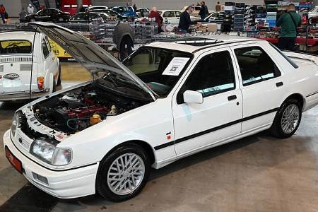 Retro Classics Stuttgart 2026 Marktrundgang Ford Sierra Cosworth