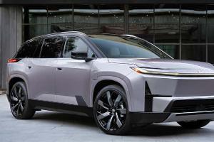 02/2026 Toyota Highlander BEV