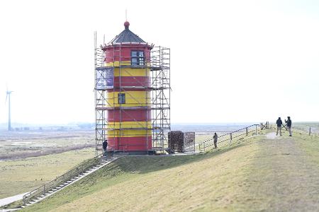 Die Malerarbeiten werden von der Deichacht Krummhörn übernommen. 
